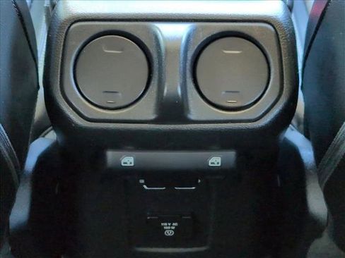 Used 2023 Jeep Wrangler Unlimited Sahara AWD/4WD image 24