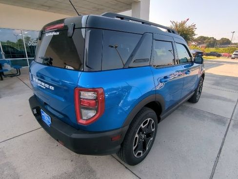 Used 2022 Ford Bronco Sport Outer Banks AWD/4WD image 7