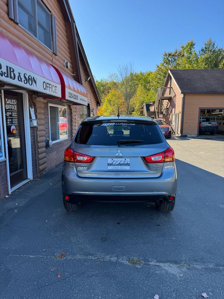 Used 2015 Mitsubishi Outlander Sport ES AWD/4WD image 5
