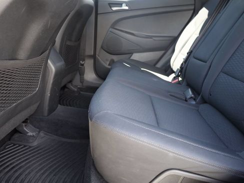 Used 2019 Hyundai Tucson SE AWD/4WD image 17