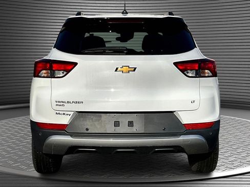 Used 2022 Chevrolet TrailBlazer LT w/ Driver Confidence Package image 5