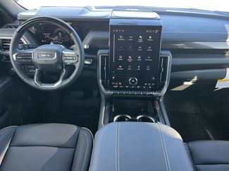 New 2026 GMC Yukon XL Elevation video 2