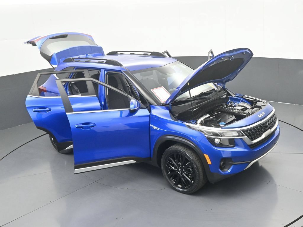 Used 2023 Kia Seltos Nightfall Edition AWD/4WD image 68