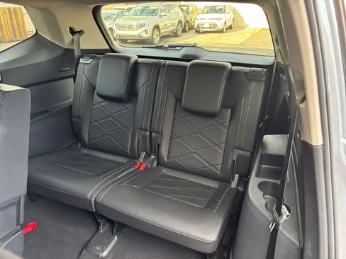 Used 2026 Volkswagen Atlas SE FWD image 32