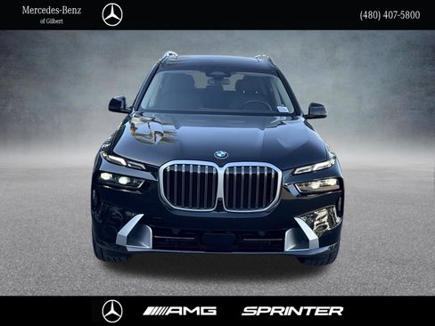 Used 2025 BMW X7 xDrive40i w/ Climate Comfort Package AWD/4WD image 2