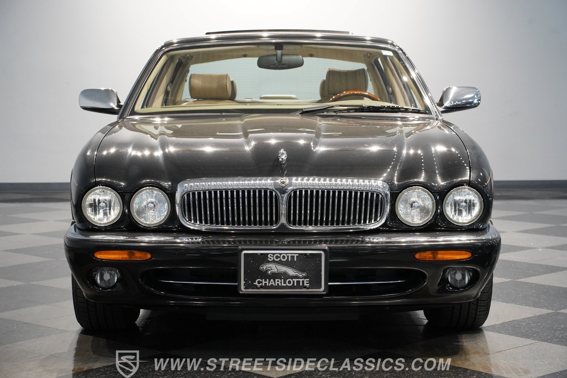 Used 1998 Jaguar XJ8 L RWD image 18