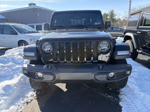 Certified 2022 Jeep Gladiator Willys image 2