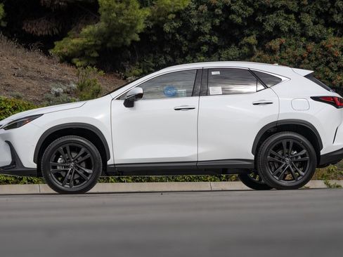 New 2026 Lexus NX 450h+ Luxury image 6