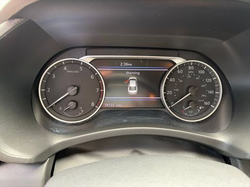 Used 2024 Nissan Sentra SV FWD image 8