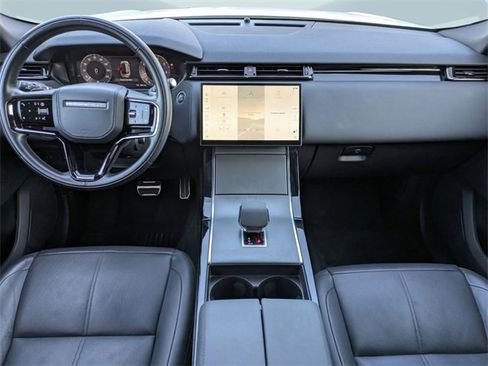 Used 2025 Land Rover Range Rover Velar Dynamic SE image 16