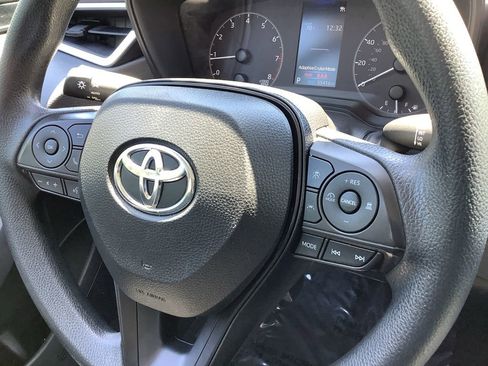Used 2024 Toyota Corolla LE FWD image 20