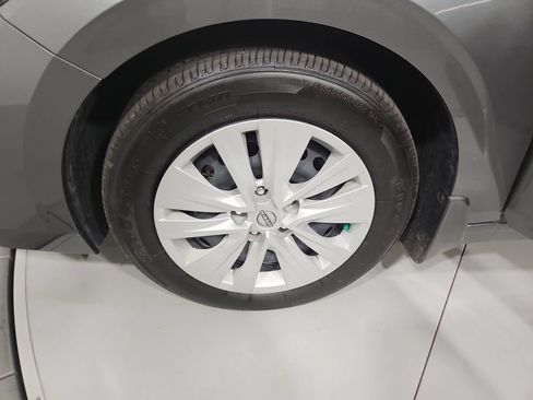 Certified 2025 Nissan Sentra S FWD image 27