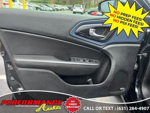 Used 2016 Chrysler 200 S w/ Navigation & Sound Group I image 25