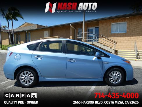 Used 2014 Toyota Prius Prime Plug-In Hybrid FWD image 6