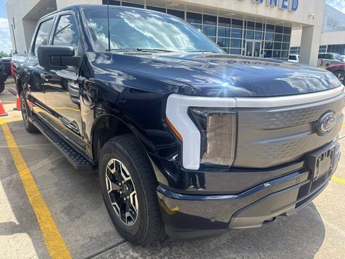 Used 2023 Ford F150 Lightning XLT AWD/4WD image 3