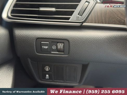 Used 2018 Honda Accord EX-L image 16