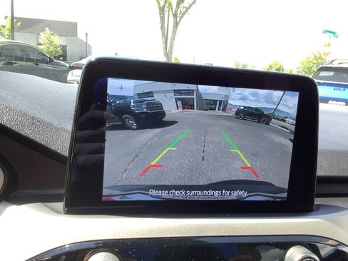 Used 2020 Ford Escape SE image 25