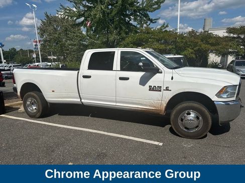 Used 2017 RAM 3500 Tradesman w/ Chrome Appearance Group AWD/4WD image 4