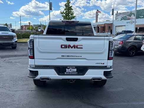 Used 2022 GMC Sierra 1500 AT4 w/ AT4 Premium Package AWD/4WD image 8