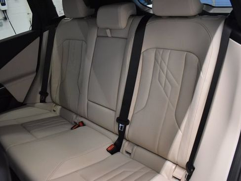 New 2026 BMW X3 xDrive30i w/ Premium Package AWD/4WD image 7