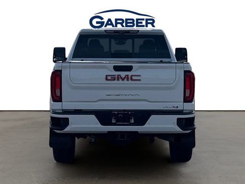 Used 2020 GMC Sierra 2500 AT4 w/ AT4 Premium Package image 4
