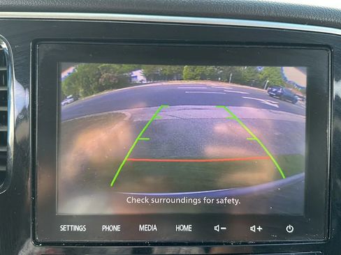 Used 2020 Mitsubishi Outlander SE FWD image 38