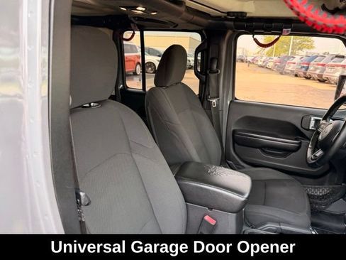 Used 2021 Jeep Wrangler Unlimited Sport AWD/4WD image 17