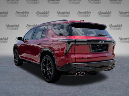Used 2024 Chevrolet Traverse RS AWD/4WD image 9