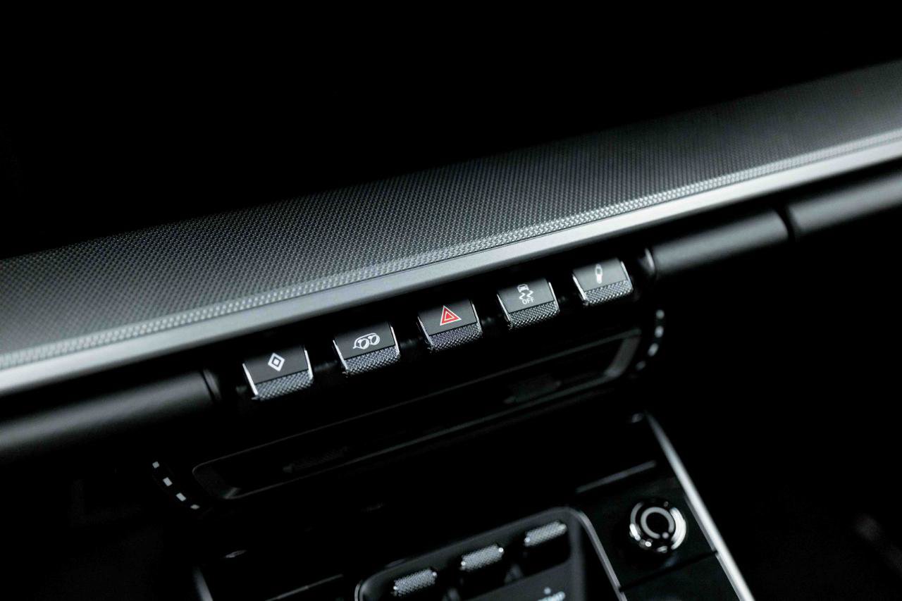 Used 2022 Porsche 911 Carrera S RWD image 55