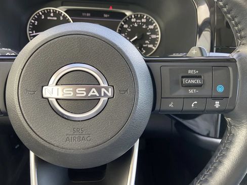 Used 2024 Nissan Pathfinder SL w/ SL Premium Package AWD/4WD image 16
