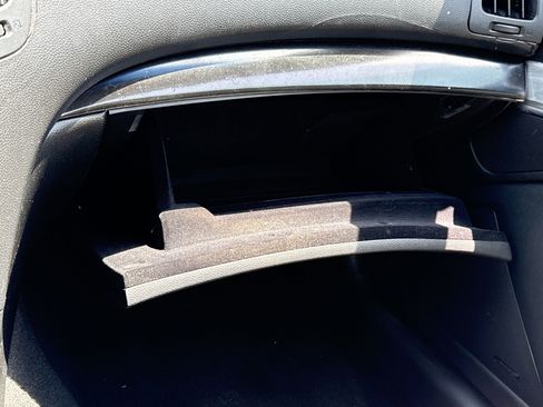 Used 2011 INFINITI G37 Sport w/ Premium Pkg image 19