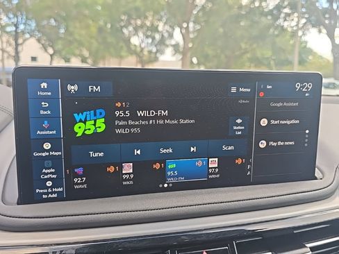 Used 2025 Acura MDX w/ Technology Package FWD image 22