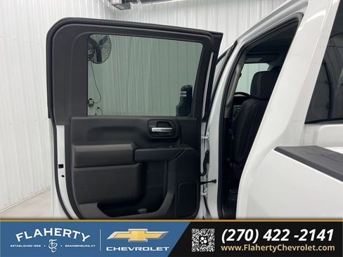 Used 2025 GMC Sierra 2500 Pro w/ 1SA Pro Safety Plus Package AWD/4WD image 10