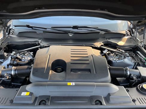 Used 2020 Land Rover Range Rover HSE AWD/4WD image 17