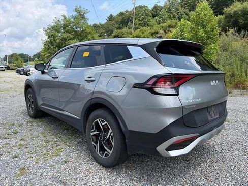 Used 2023 Kia Sportage LX AWD/4WD image 9