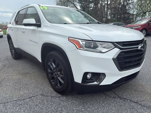 Used 2019 Chevrolet Traverse RS w/ LPO, Floor Liner Package image 7