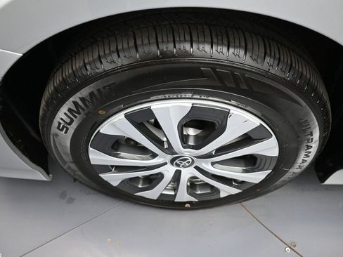 Used 2022 Toyota Prius Prime LE FWD image 14