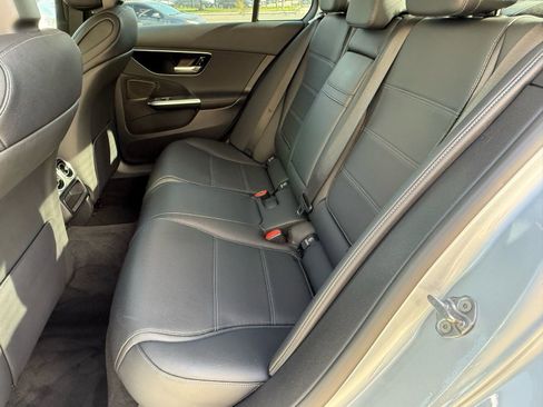 Used 2023 Mercedes-Benz C 300 Sedan image 33