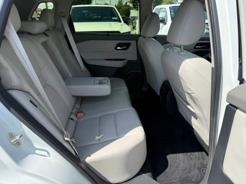 Certified 2023 Nissan Rogue SL w/ SL Premium Package AWD/4WD image 30