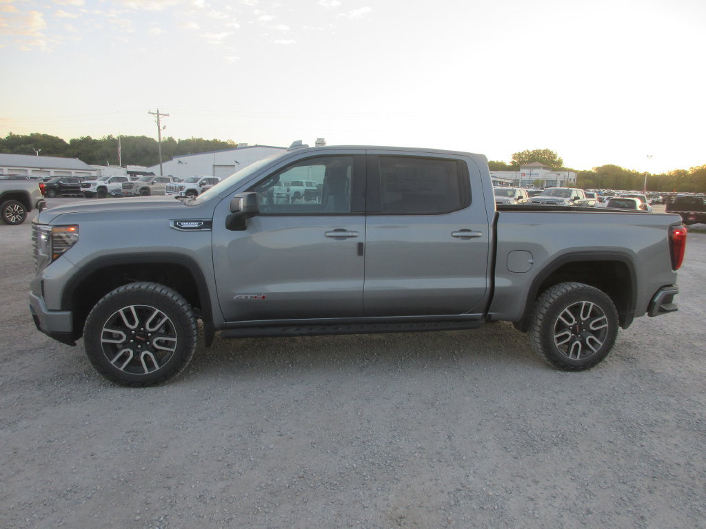New 2026 GMC Sierra 1500 AT4 w/ AT4 Premium Package AWD/4WD image 9