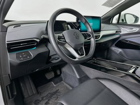 Used 2023 Volkswagen ID.4 Pro S image 9