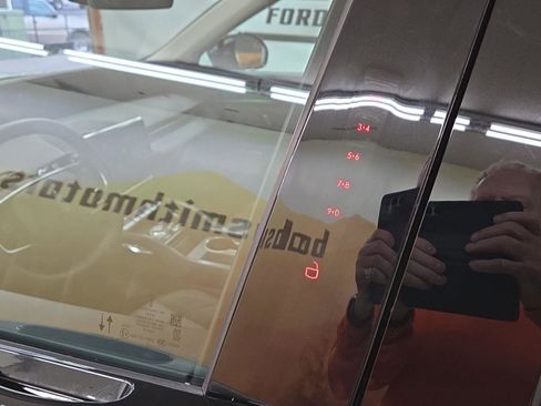 New 2026 Lincoln Nautilus Premier image 28