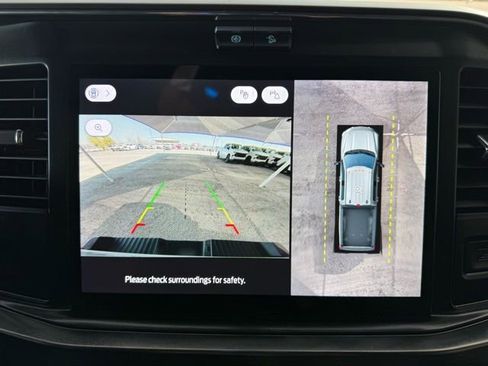 Used 2025 Ford F350 Lariat w/ FX4 Off-Road Package image 26