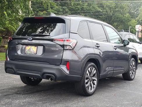 Used 2026 Subaru Forester Touring AWD/4WD image 3