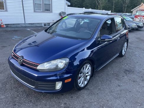 Used 2011 Volkswagen GTI 2-Door FWD image 5