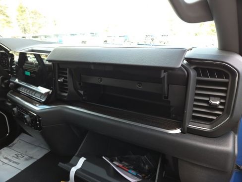 New 2026 Chevrolet Silverado 1500 LT image 40