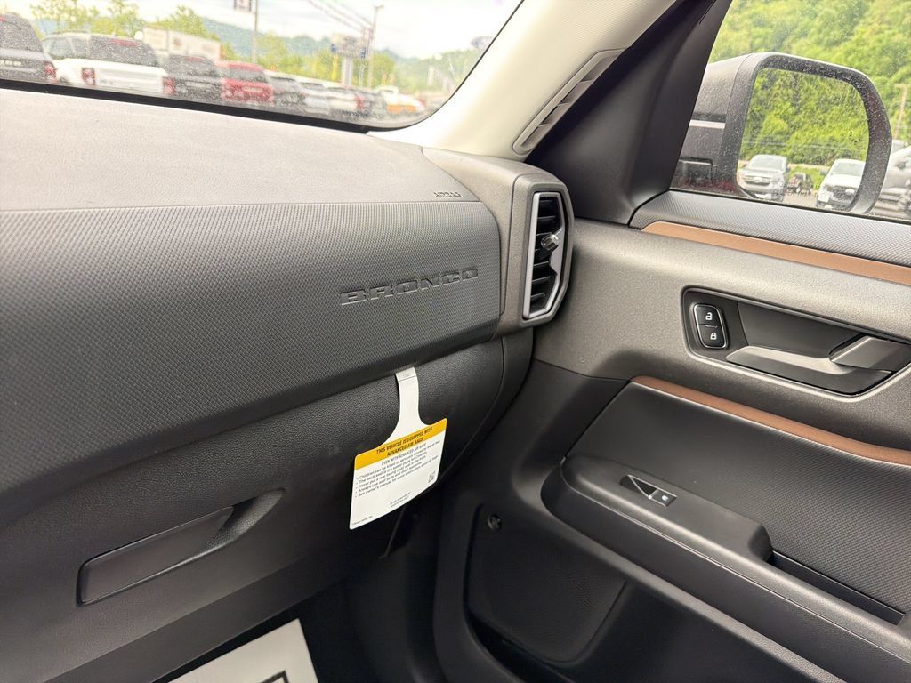 New 2026 Ford Bronco Sport Outer Banks w/ Outer Banks Tech Package+ AWD/4WD image 23