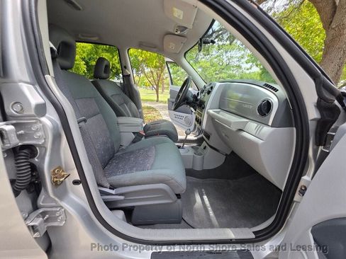 Used 2007 Chrysler PT Cruiser Touring w/ Fleet Value Group I FWD image 52