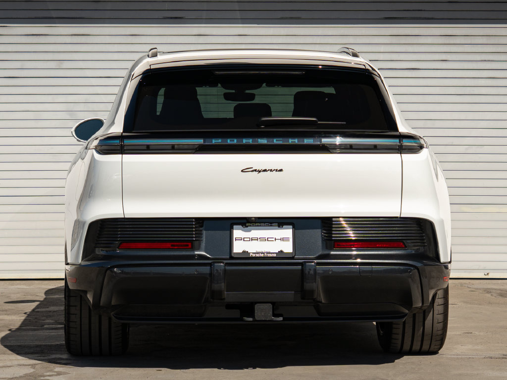 Certified 2026 Porsche Cayenne Electric AWD/4WD image 30