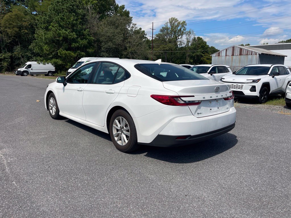 Used 2025 Toyota Camry LE FWD image 3